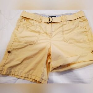 Tommy Hilfingers women's yellow (hello summer) size 12 Shorts